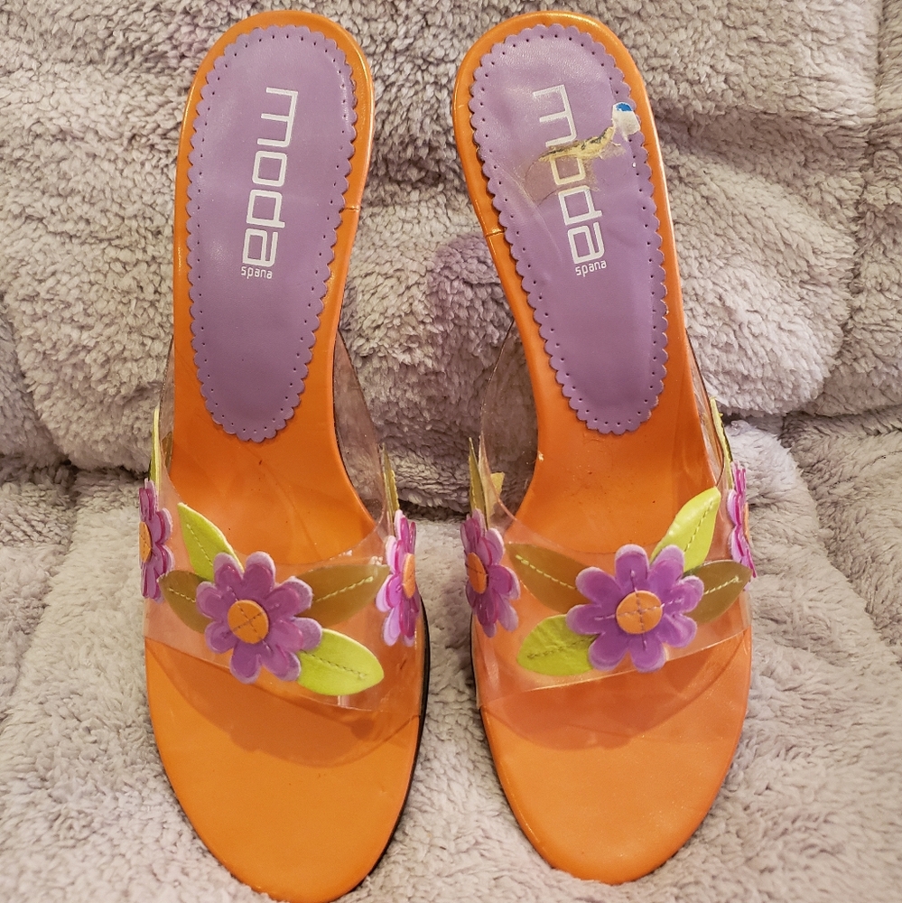 Moda Floral Heels in Orange and Purple Size 9.5